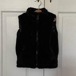 Urban Republic girls collection faux fur vest.  Chocolate brown.  Size 5/6.